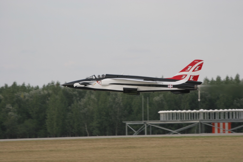 Kecskemet Air Show 2008 - Page 7 Keskem64