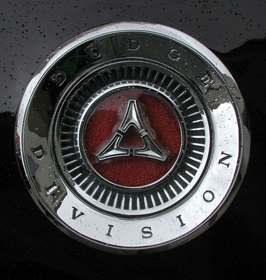 Ancien logo Dodge Dodge_13