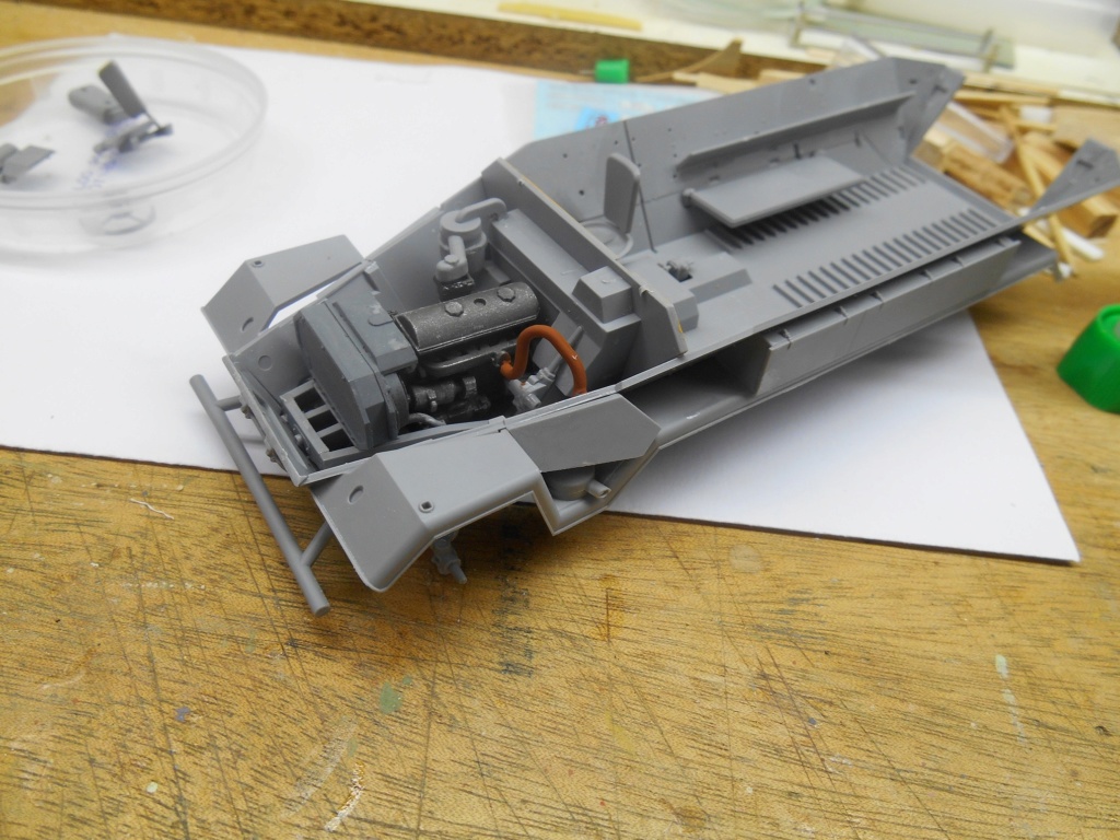 Sd.Kfz 251/6 Ausf A de commandement. ICM - 1/35e R-251-21