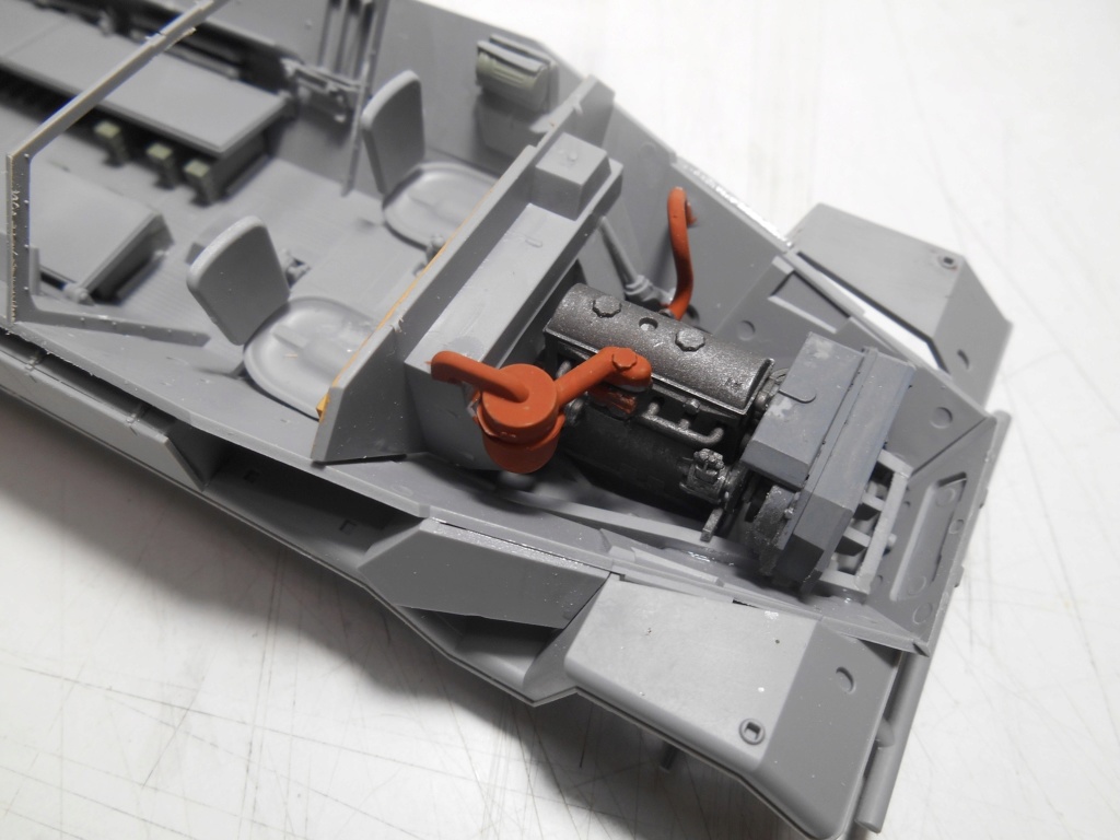 Sd.Kfz 251/6 Ausf A de commandement. ICM - 1/35e R-251-30