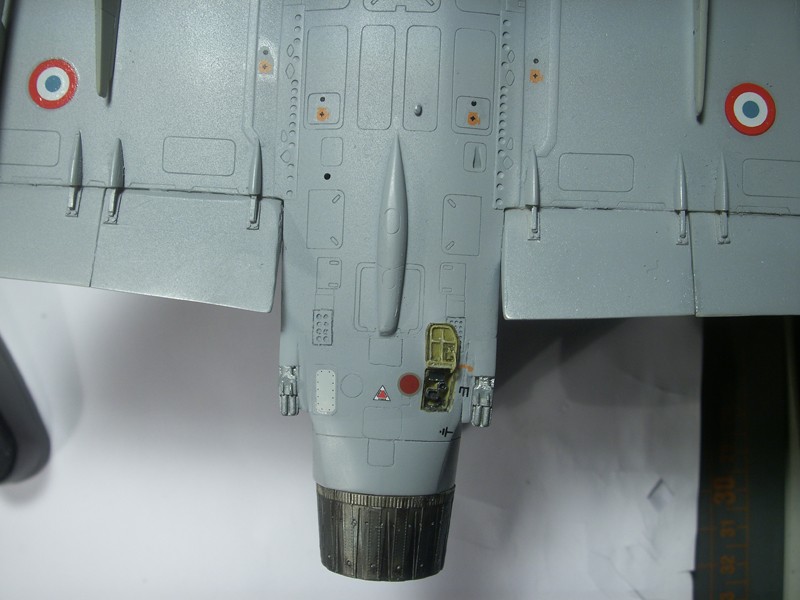 [Heller] 1/48 - Dassault Mirage 2000C  - Page 38 Pict0078