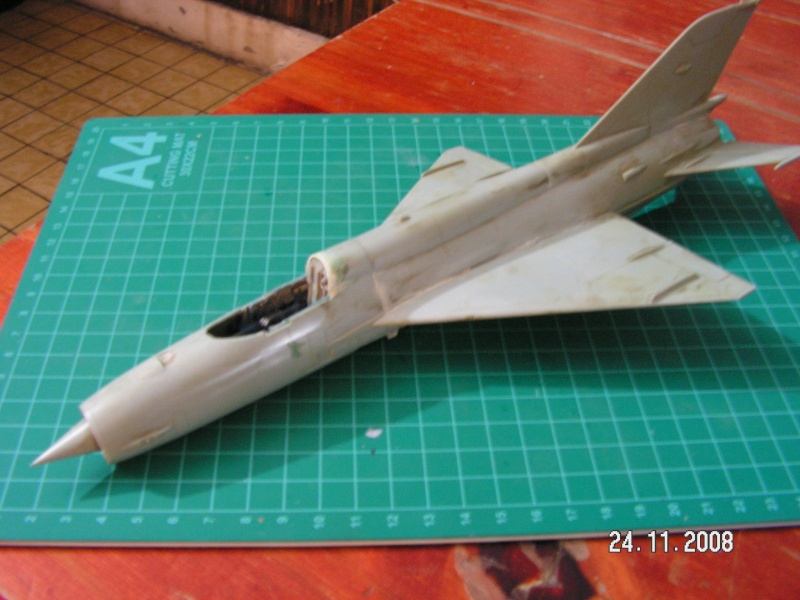 mig21 mf fishbed 1/48 [academy] - Page 3 Pict3310