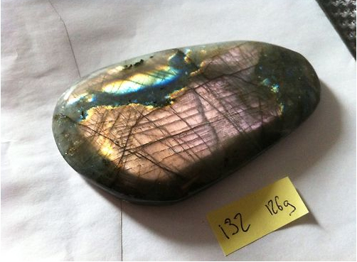 Site internet vendant de très belles pierres Labrad11