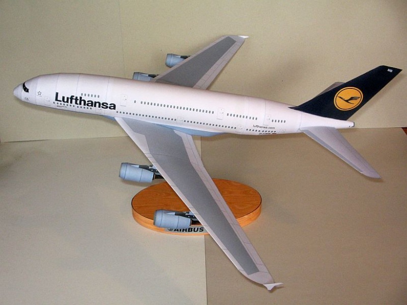Airbus A 380 "Lufthansa" in 1:144 -FERTIG- 380-0510