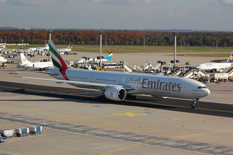 Flughafen Frankfurt B_777-11