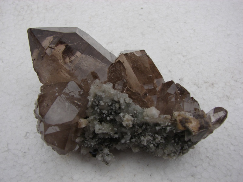 Quartz & minéraux du massif du Mont Blanc secteur Argentière Dsc06038