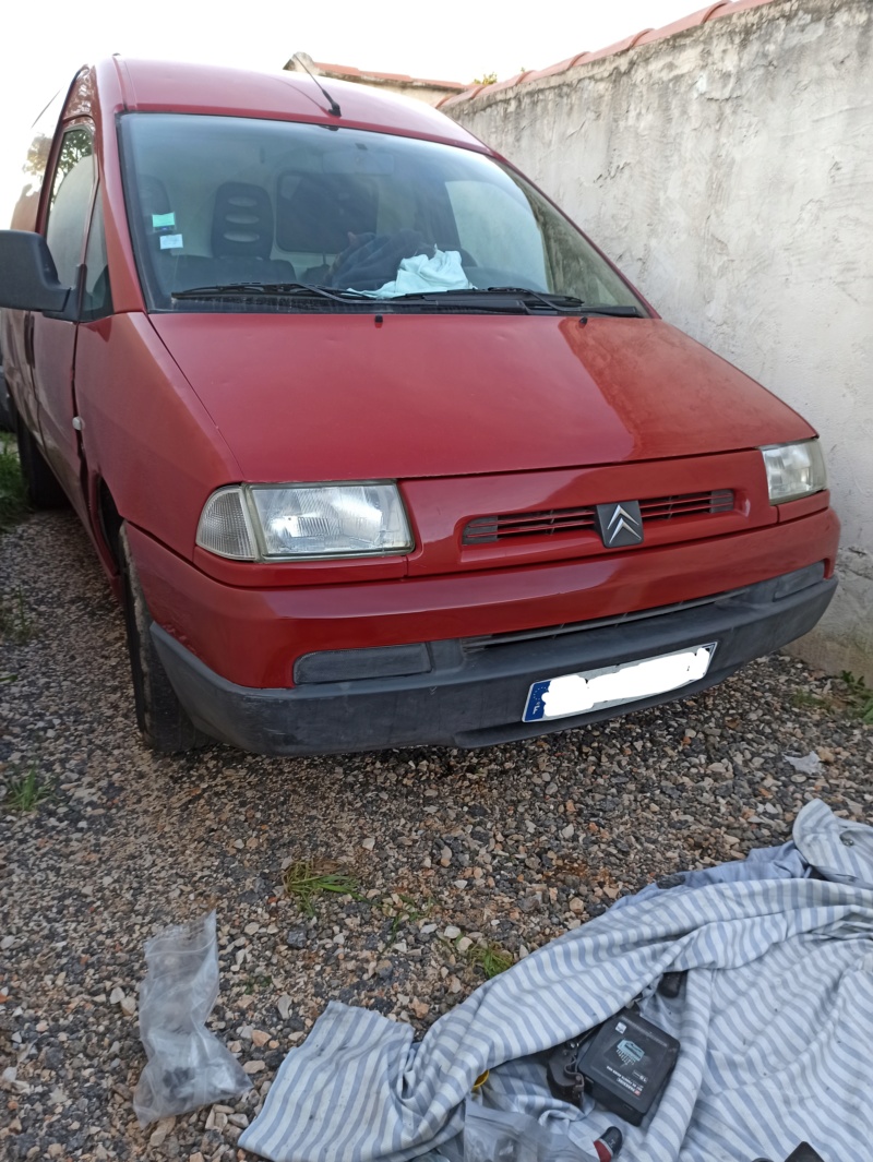 Le Citroën Jumpy de REDMAN : Améliorations, remise à neuf, astuces... - Page 3 Img_2040