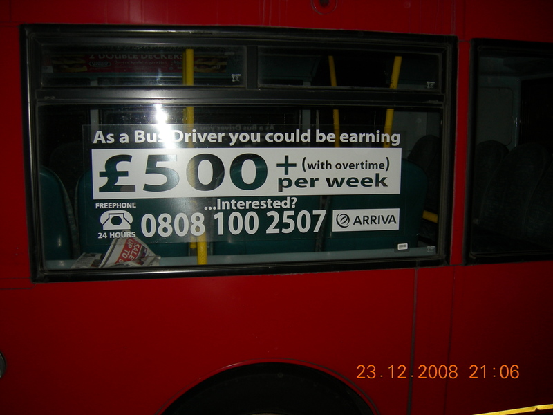 Chauffeur de Bus en Grande Bretagne Busfu410
