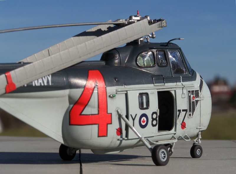 HO4S (et non pas H2SO4) Royal Canadian Navy 213