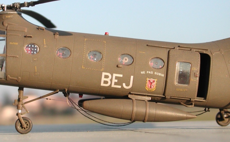 Vertol H-21 C "banane volante" Epsn0035