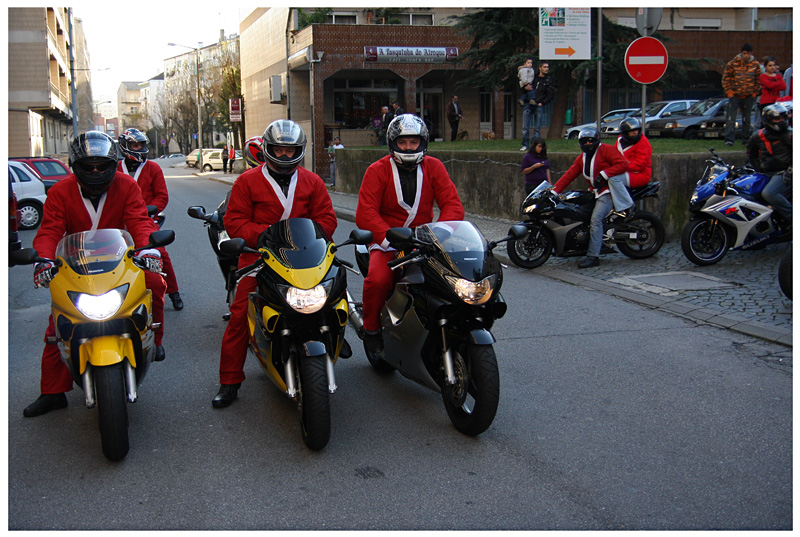 Festa de Pais Natais Motard´s em Braga 2008 [CRÓNICA] - Página 2 Img_7519