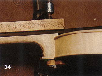 صناعة آلة الكمان Ph3410