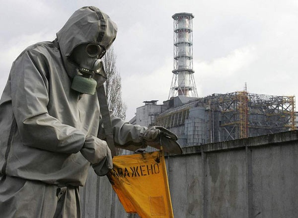 كارثة تشيرنوبيل النووية أسوأ حادث نووي في التاريخ  Cherno10