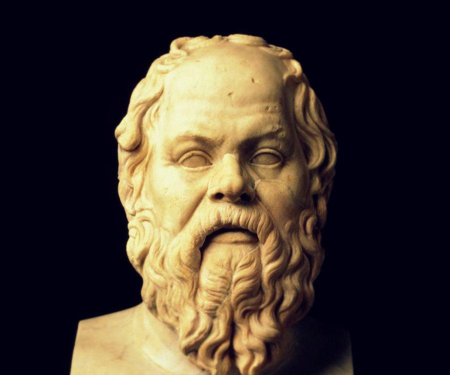 سقراط: فيلسوف الإغريق العظيم Socrat11