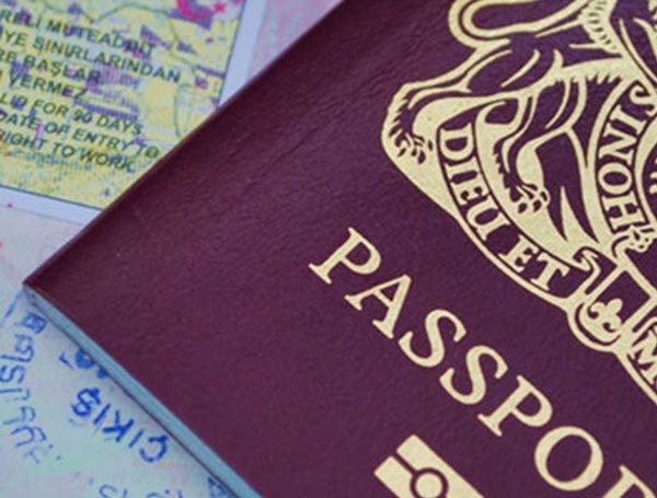 ما هي الدول التي لديها أقوى جوازات سفر ؟  What-c10