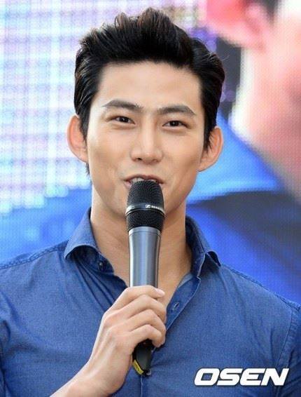 [03.10.13] [PICS] Taecyeon au Festival international du film de Busan (BIFF) 1118