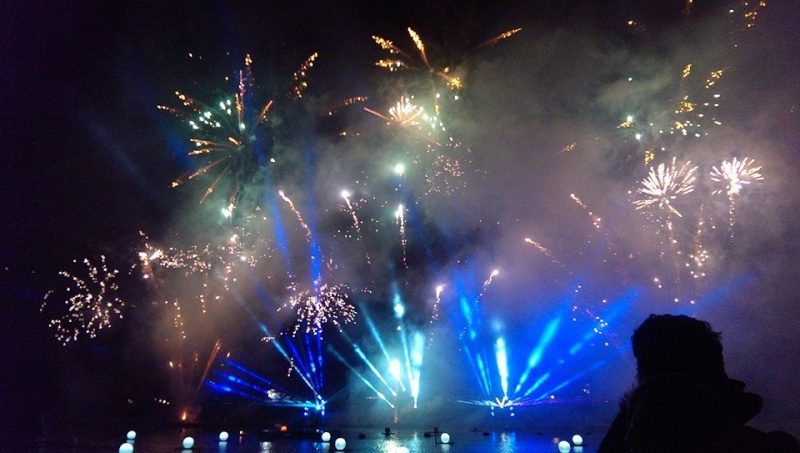 Mickey’s Magical Fireworks & Bonfire le 3, 5 et 7 novembre 2014 15554910