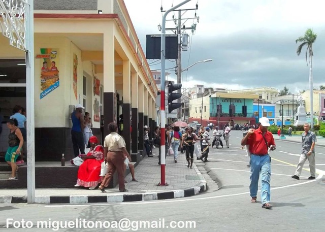 Calles de Santiago de Cuba - Página 2 El_sol10