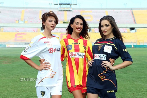 LEGEA NUOVO SPONSOR TECNICO DEL LECCE L0_pht10