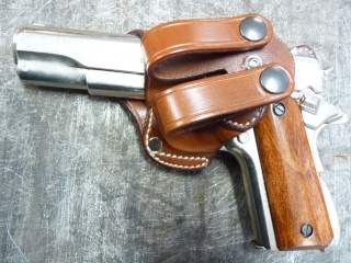 HOLSTER INSIDE " MINIMALIST" by SLYE P1130321