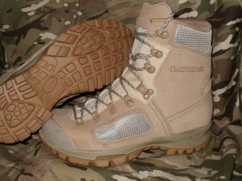 Current issue Boots- Lowa Elite Desert.