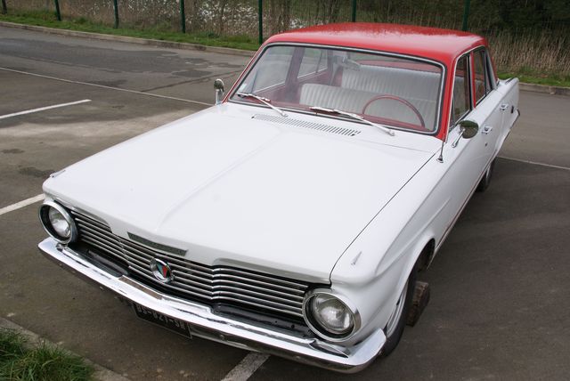 PLYMOUTH Valiant V200 1963 Dsc01244