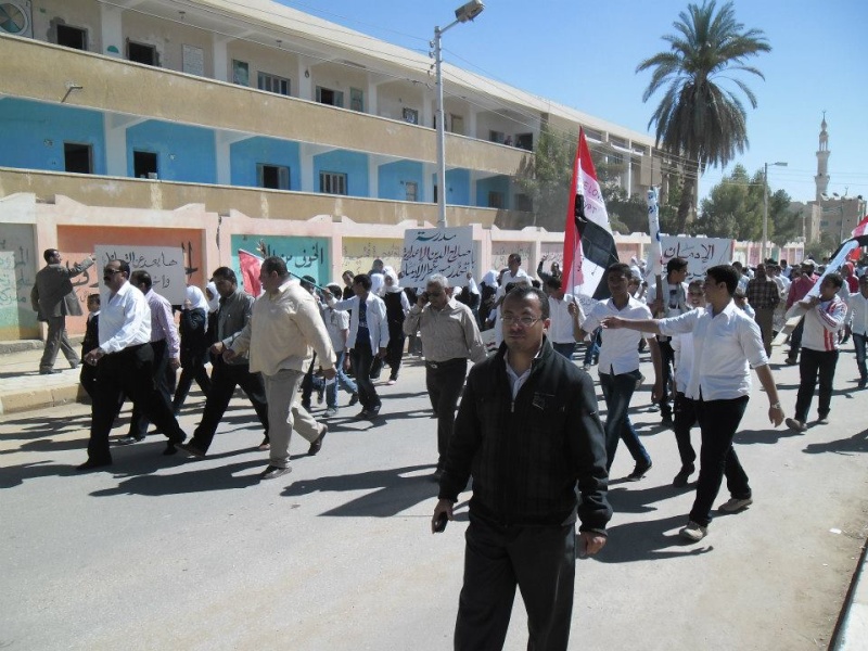 بالصور مسيرة لمدرسة صلاح الدين الاعدادية تحت شعار لا للادمان Uousoo20