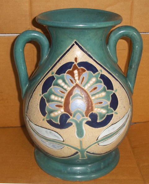 Large two handled vase/urn - Dona Ceramics Vietnam or Tailand Copy_o12