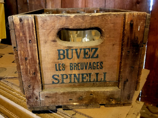 Spinelli Bottling Works - Valleyfield, Québec 810
