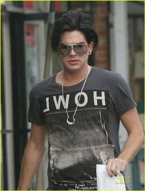 Adam Lambert News : 16/2/2011 Adam-l20