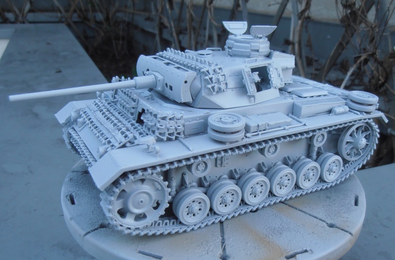 Panzer III ausf J [ DRAGON ] (Peinture et camouflage en cours) P8110110