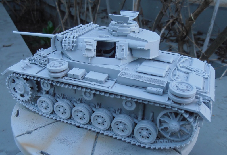 Panzer III ausf J [ DRAGON ] (Peinture et camouflage en cours) P8110114