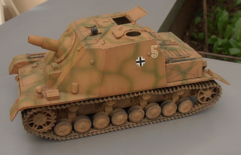 Sturmpanzer IV " le camo " P8190311