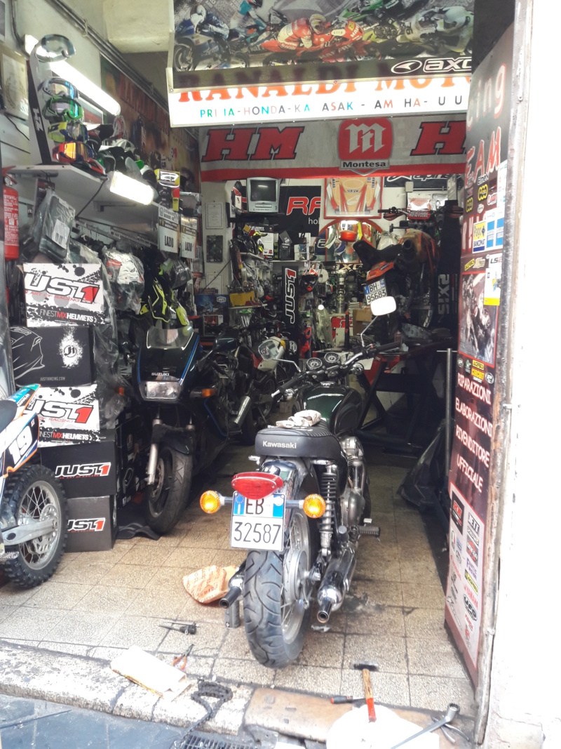 Vieux magasins de motos...... 20180411