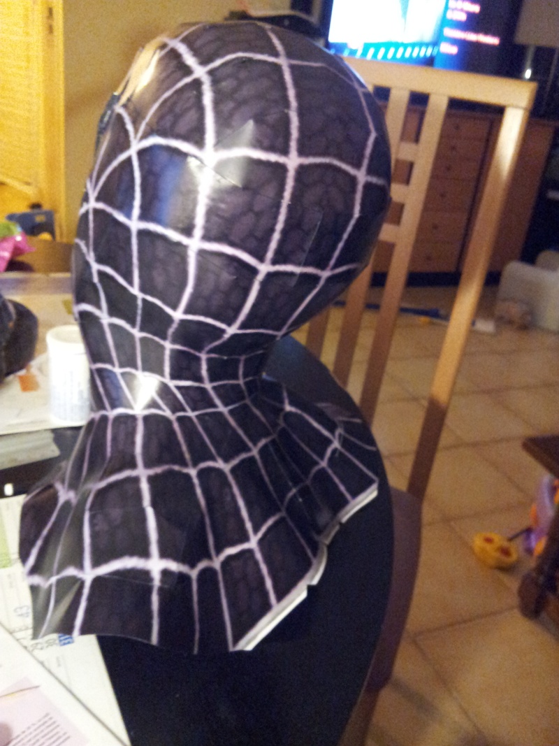 et encore un...... le buste de spiderman by juke!!!!! 20130311