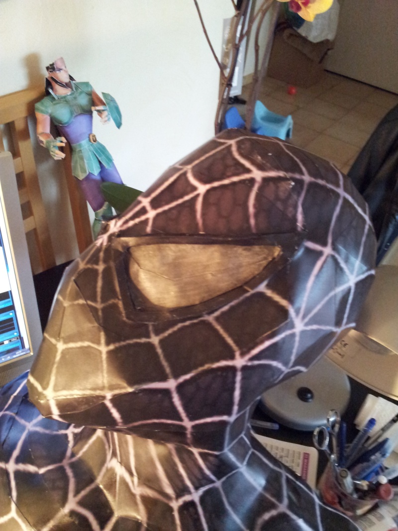 et encore un...... le buste de spiderman by juke!!!!! 20130318