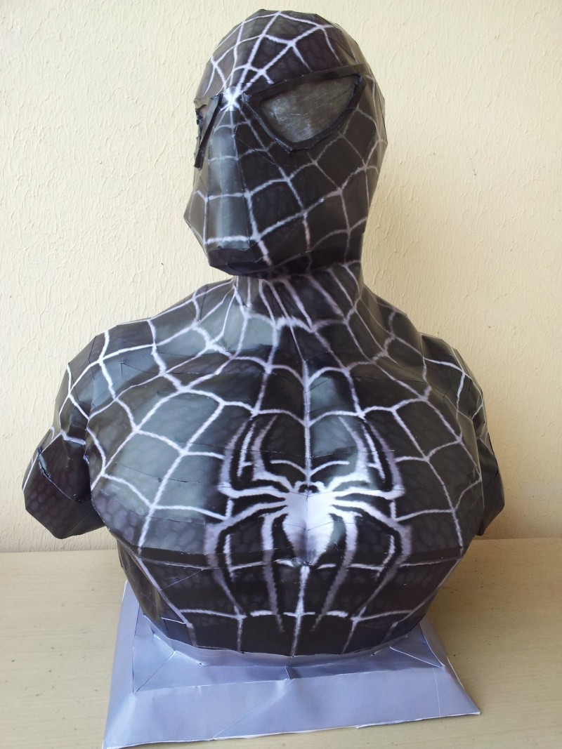 et encore un...... le buste de spiderman by juke!!!!! - Page 2 20130322
