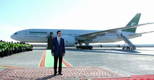 مطار السجاد بتركمنستان 516