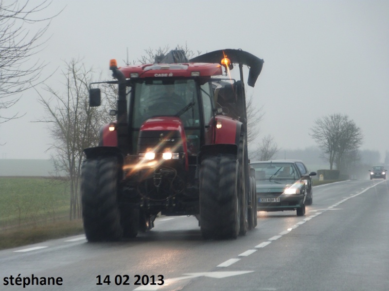 Case (IH) P1070021