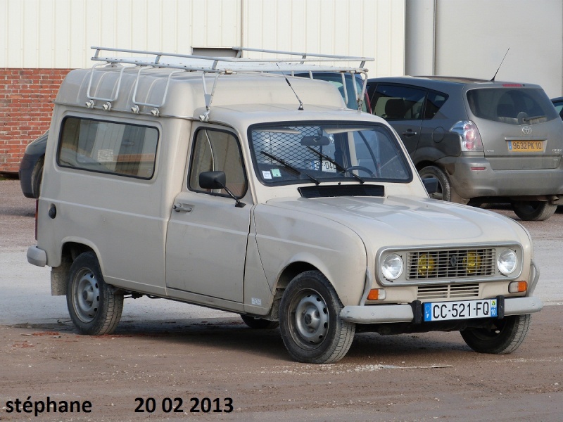 Renault R4 dites 4L  P1070841