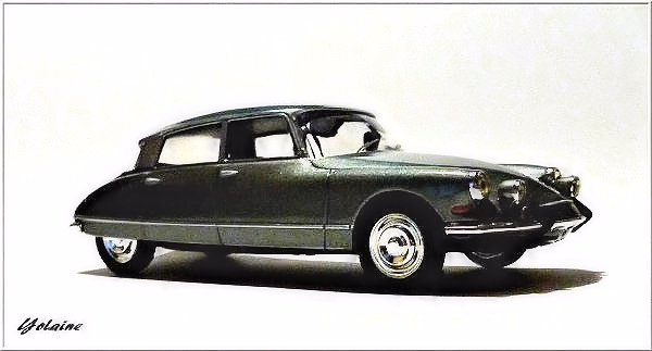 Citroën DS 1955-66 DS 19 by Ixo/Vitesse/Universal Hobbies (échelle 1:43) Small195