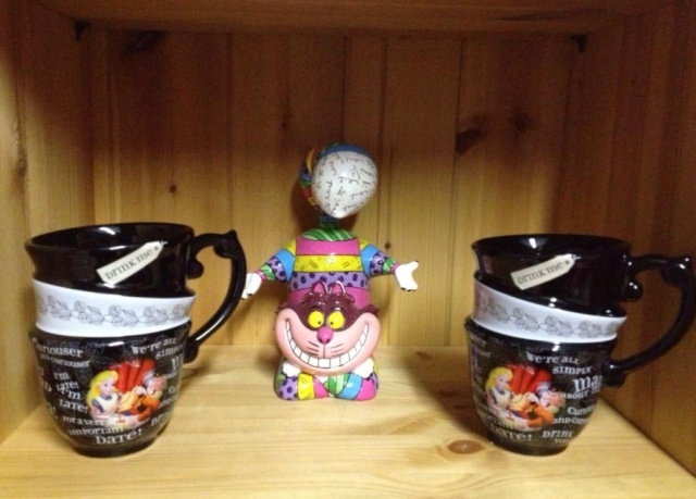 AliceWonderland ma collection :) ma maison :) Tasse_10