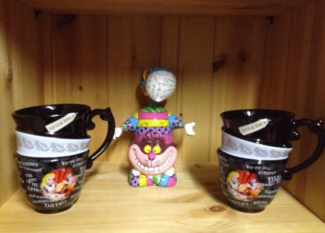 AliceWonderland ma collection :) ma maison :)  Tasse_10