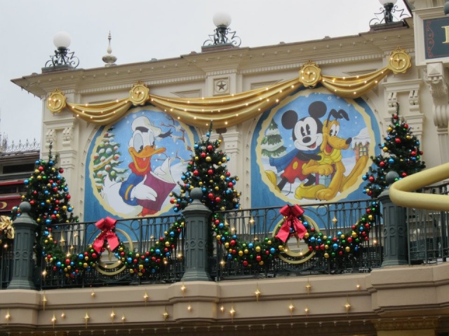 TR - Un nouvel an magique à Disneyland Paris - 31/12/12 - 01/01/13  - Page 2 31121220