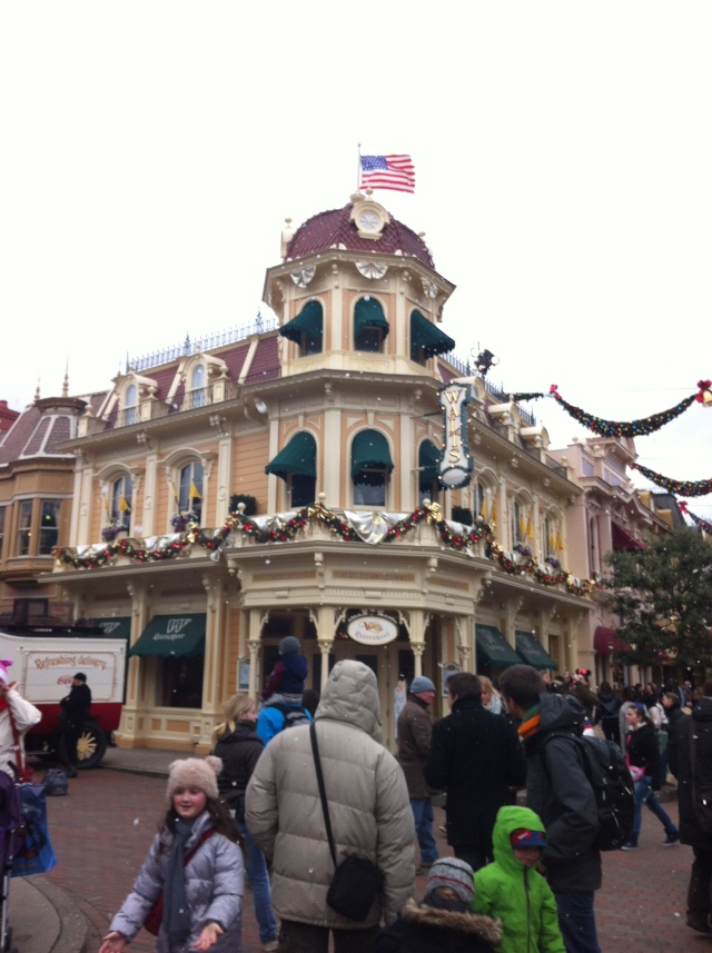 TR - Un nouvel an magique à Disneyland Paris - 31/12/12 - 01/01/13  - Page 2 31121229