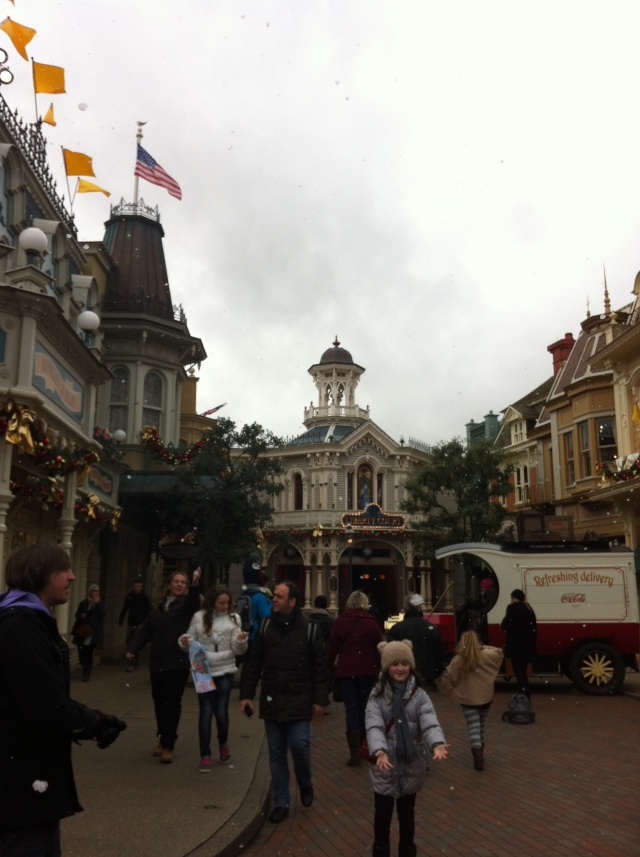 TR - Un nouvel an magique à Disneyland Paris - 31/12/12 - 01/01/13 - Page 2 31121230