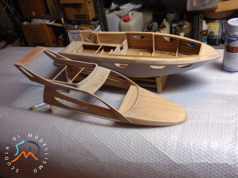 Yacht Fly-Bridge R/C (WT35) (Etabeta)  ***TERMINATO*** - Pagina 2 Dsc04119