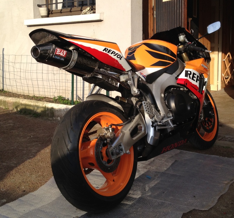 modifs cbr 1000 repsol 2007 Img_4011