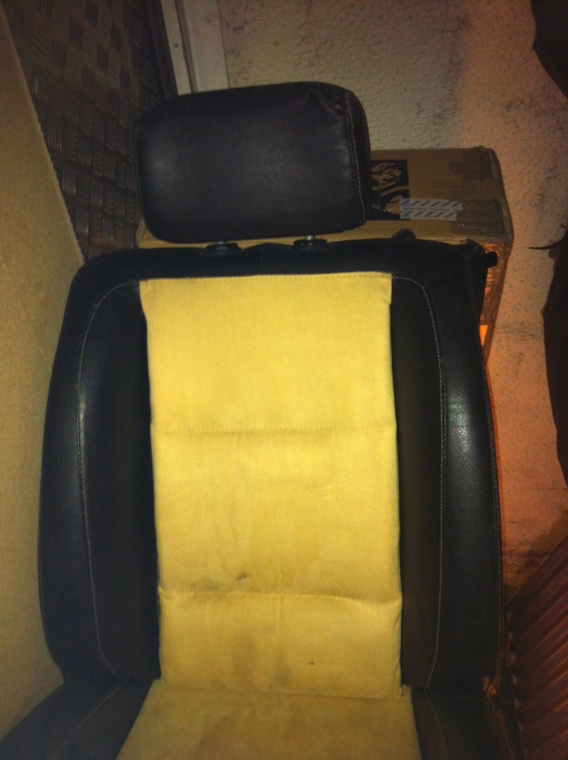  a fermer vendu VDS interieur cuir super 5 gt turbo  54-pho10