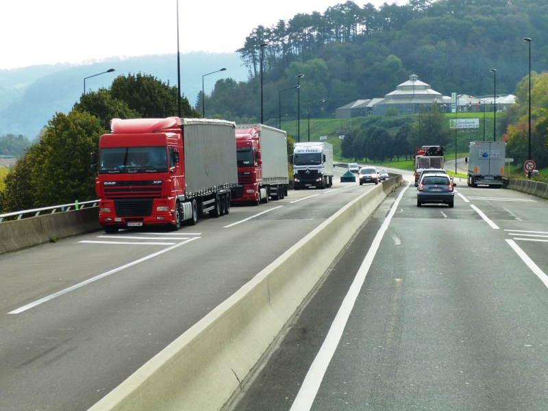 Les parkings d'autoroutes - Page 18 Papy_119